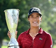 '이민자의 딸' 셀린 부티에, 메이저 에비앙 챔피언십 우승 [LPGA]