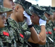 '순직 상병 사건' 공개 거부한 해병대····"언론 제보 말라" 입막기