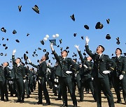 초급장교 구인난 심화에…육군, 사상 첫 ROTC 추가 모집