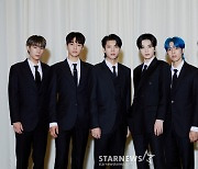 인피니트 '오랜만에 멋지게 컴백'[★포토]