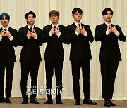 인피니트 “‘뉴 이모션스’로 남자의 섹시미 선보일 것”