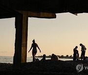 epaselect BLACK SEA PHOTO SET SUMMER AT THE BEACH