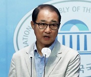 '돈 봉투 의혹' 이성만, 영장 재청구에 "치졸한 정치검찰"