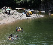 한낮 36도 '찜통더위'에 전국 열대야…수도권 소나기 [퇴근길 날씨]