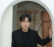 ‘더 문’ 설경구 “韓 SF 선입견 있던 나, 김용화 감독은 가능하겠다 생각” [인터뷰②]