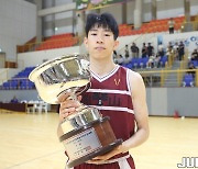 [78회종별] '영광에 울린 3점 경보' MVP 용산고 김승우