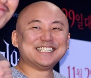 주호민 고소 후폭풍…교사들 "징벌적 직위해제 멈춰야"