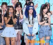 오마이걸, ‘와! 우리가 더쇼 1위!?’ [포토엔HD]