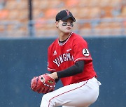 '초고교급 투수' 장현석, KBO 포기하고 美 진출 선언