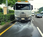 은평구, 살수차 투입하고 무더위 쉼터 풀가동…폭염 대응 총력