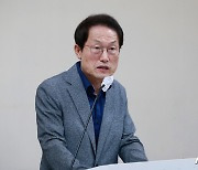 조희연 "교사 면담·전화 사전예약 도입…챗봇으로 민원 1차 필터링"