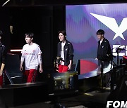 [포토] LCK 아레나 입장하는 광동