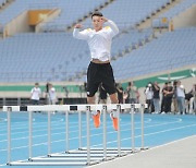 '스마일 점퍼' 우상혁 "맡겨 놓은 금메달 찾아오겠다"