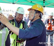 이학재 사장, 인천공항 혹서기 건설 현장 점검