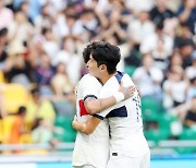 PSG 이강인이 부산에 떴다…네이마르와 첫 호흡