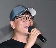 개봉주 무대인사 참석한 ‘더 문’ 김용화 감독 [포토엔HD]