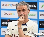 '9월 완전체' 원하는 황선홍 U-24 감독, 엔리케는 '갸우뚱'...PSG 이강인 합류는 여전히 '물음표' [오!쎈 부산]