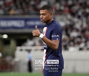 PSG 회장 "음바페가 공짜로 나가는 일은 절대 볼 수 없다"…첼시 1년 임대 후 레알행 유력