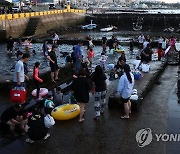 용천수 물놀이로 열대야 식혀요