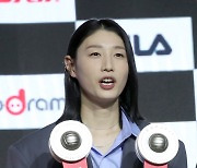 '배구 여제' 김연경, IOC 선수위원 출마 공식화...진종오·이대훈과 경쟁