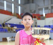 [78회종별] MVP 칠곡초 권률 "같이 해서 더 기뻐요"