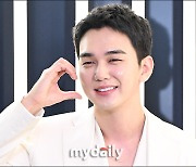 유승호, '수줍은 볼하트' [MD포토]