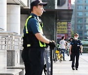 흉기난동 피의자 2차 조사…사건 전날도 서현역 찾아