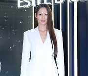 [T포토] 수현 '무보정 완벽 비율'