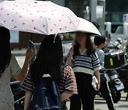 전국 폭염 지속…제주·내륙 곳곳 소나기