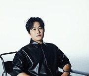 ‘D.P.’ 김성균 “시즌2 호불호? 나는 ‘호’..악역-선역 ‘중간’의 갈증 해소됐다”[인터뷰 종합]