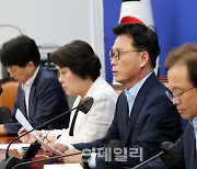 [포토]취임 100일 소감 밝히는 박광온 더불어민주당 원내대표