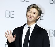 BTS RM "삭발 후 연락多…군입대 때문은 아냐"