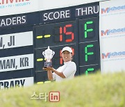 전지원, LPGA 엡손 투어에서 시즌 2승..내년 정규투어 복귀 '청신호'