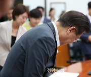 휴가 다녀오니 ‘숙제’ 잔뜩...이재명, 다시 ‘위기 속으로’