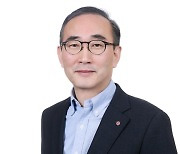 KT, 세 번째 외부 CEO 맞이 채비… 리더십 공백기 끝낼까