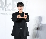 [MD포토] 유노윤호, '시그니처 포즈'