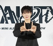 유노윤호, 동방신기 20주년 앞두고 솔로 컴백…부상도 못 막는 ‘열정 만수르’ (종합)[DA:현장]