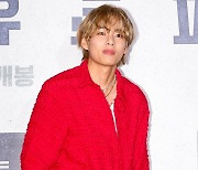 [포토] BTS 뷔, '등장에 잠실이 들썩'