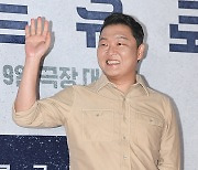 싸이 ‘이병헌 응원 왔어요’ [MK포토]