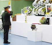 ‘채 상병 순직’ 수사단장 변호인 “보직해임 심의 절차상 문제”