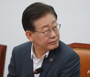 "이재명 살해 안하면 폭발물 테러" 협박 메일 …경찰 수사(종합)