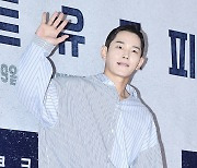 [TD포토] 온주완 '오버아사이즈 셔츠핏'