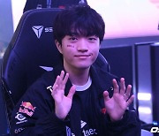 ‘케리아 펄펄’ T1, DK 상대로 PO 기선 제압 [LCK]