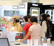 '중국인 관광객 800만 명 오던 시절' 돌아오나...중국, 한국행 단체 여행 허용