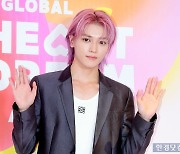 [포토] NCT 태용, '부드러운 눈빛에 시즈니 녹는다 녹아~'