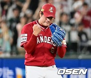 올해 '0블론' 31SV 1위 독주, 하재훈 기록 넘어 'SSG 첫 세이브왕' 탄생 보인다