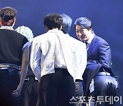 [ST포토] 송일국, '스트레이키즈 축하합니다'