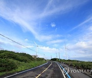 반가운 파란 하늘…제주 떠난 태풍 카눈