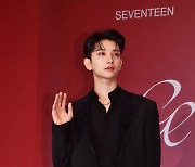 세븐틴 조슈아 열애 의혹에 팬들 반응도 극과 극