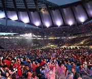 잼버리 ‘K팝 콘서트’에 경찰 3500명 투입… 헬기·장갑차도 동원